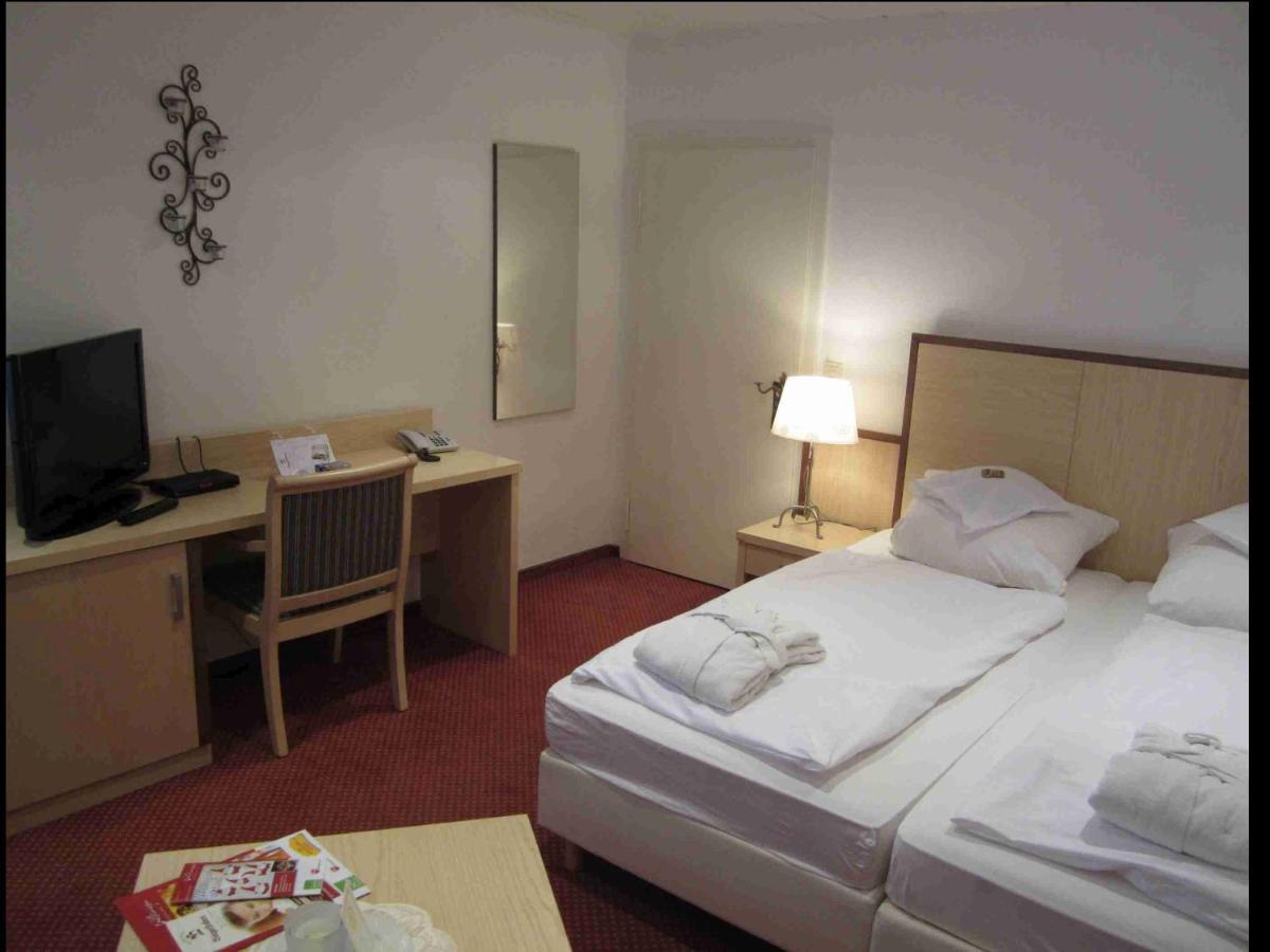 Wellnesshotel Buergerstuben Willingen  Bagian luar foto